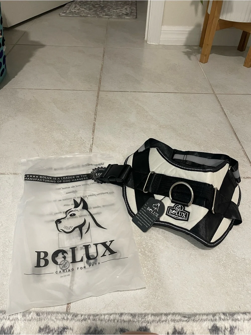 Black & White No-Pull Dog Harness - Padded Support With Reflective Straps